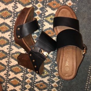 Chunky black sandals